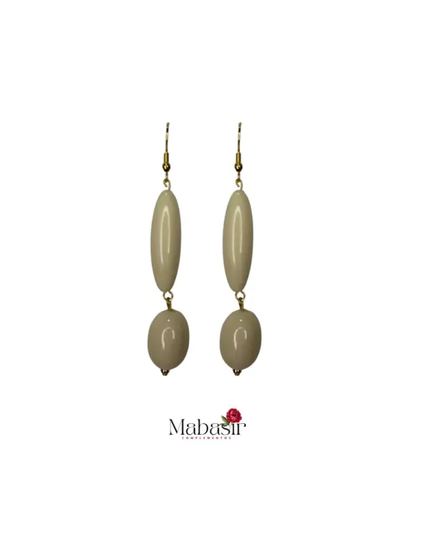 Porque compartir estilo con quien más quieres no tiene precio ✨👩‍👧
Teita es ese modelo especial que ahora también puedes tener en su versión Mini…
Para que tú y tu pequeña brilléis juntas en cada feria, romería o paseo por el Real 💃🌸

Un detalle que guarda cariño, tradición… y mucho arte.
¡Feliz Día de la Madre a todas las que inspiran cada día con amor y elegancia!

#complementosflamenca #romerias #romeriarocio #flamenca #trajesdeflamenca #flores #pendientes #peinecillos #broches #brochespersonalizados #floresflamenca  #pendientesflamenca #pendientespersonalizados #peincecillosflamenca#feriasevilla #feriadeabril #rocio24 #Rocío2025 #rocio #feriadesevilla #feriasevilla #feria #trajeflamenca #mantonesflamenca #viral